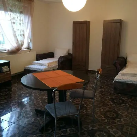 Relax Vendeghaz Es Apartman