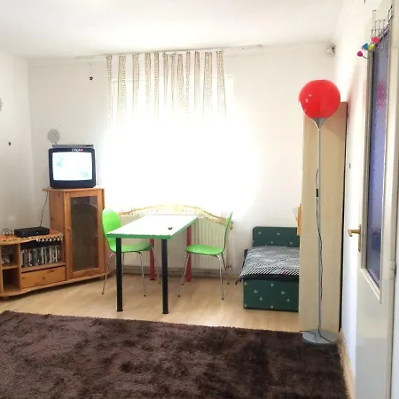 بيت ضيافة Relax Vendeghaz Es Apartman ديبريتْسين