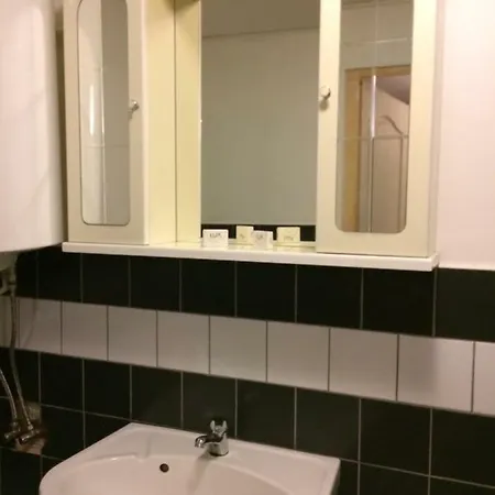 Relax Vendeghaz Es Apartman بيت ضيافة *